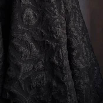 Полиэфирная ткань черного цвета, креативная рельефная текстура, дизайн кистей, весенне-осенняя модная ткань, материал ткани на метр